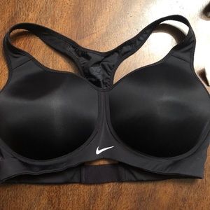 Nike Dri-Fit 34D Black Sports Bra!